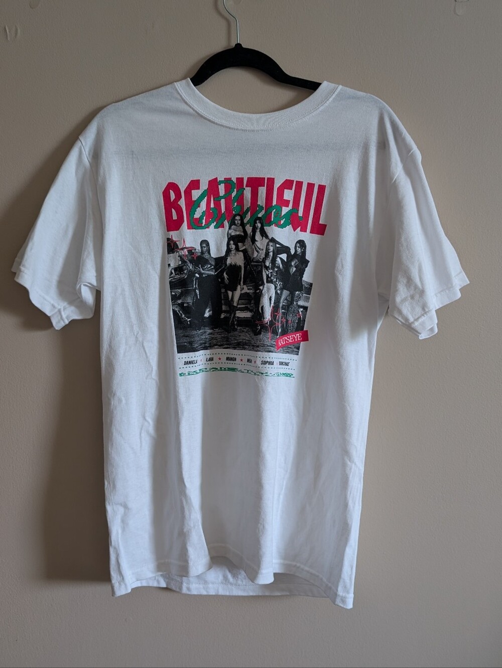 Katseye BEAUTIFUL CHAOS Shirt
Size  M Target Exclusive 2025 T Shirt